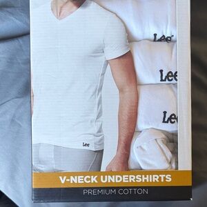 Lee Men's Classic White V-Neck Undershirts (5 pack)